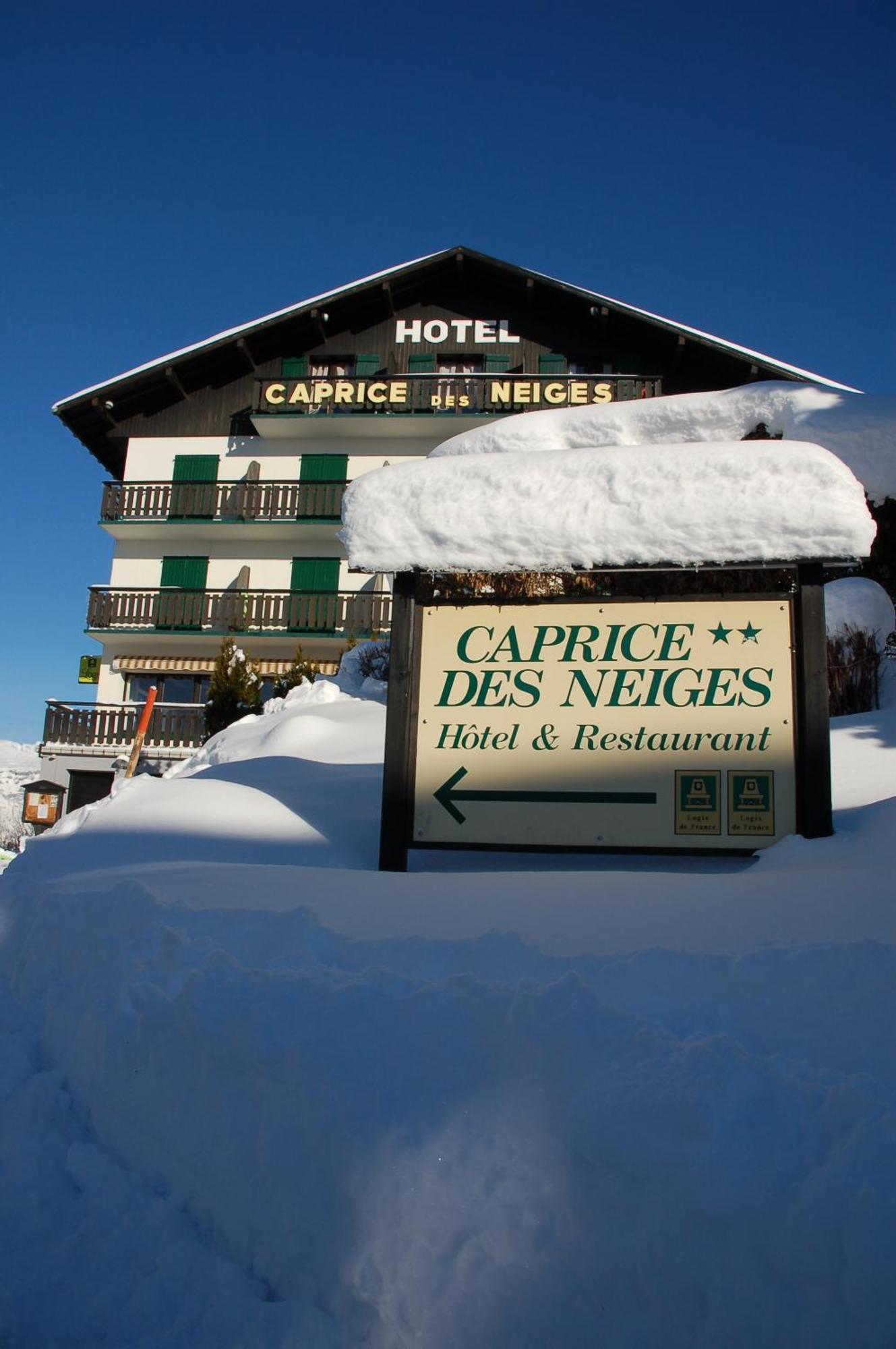 Hotel Le Caprice Des Neiges Комблу Экстерьер фото