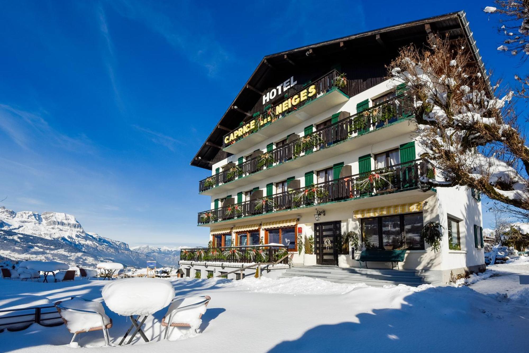 Hotel Le Caprice Des Neiges Комблу Экстерьер фото