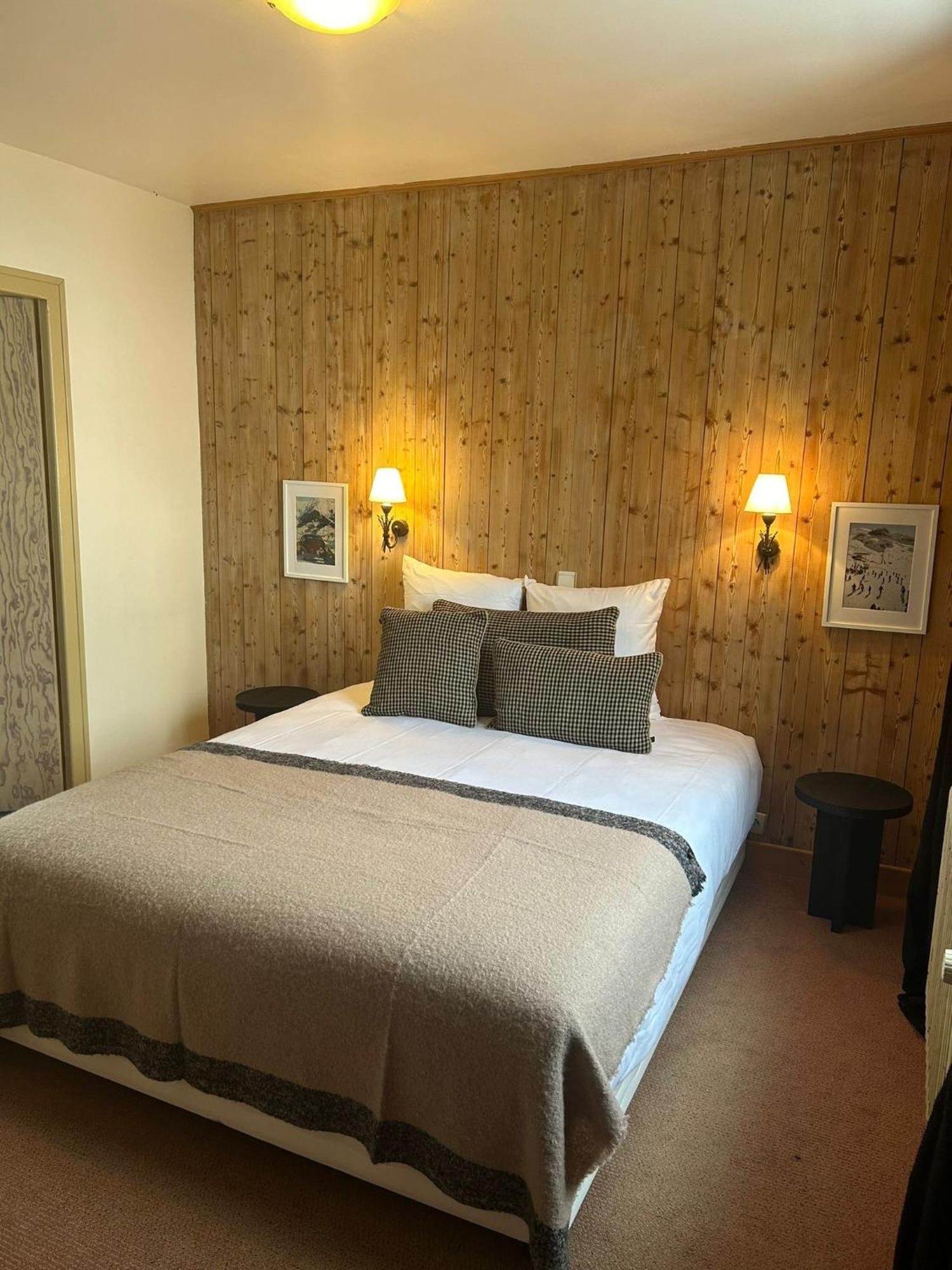 Hotel Le Caprice Des Neiges Комблу Экстерьер фото