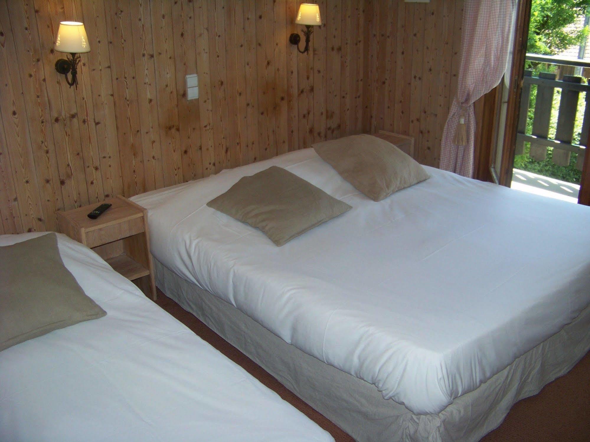 Hotel Le Caprice Des Neiges Комблу Экстерьер фото
