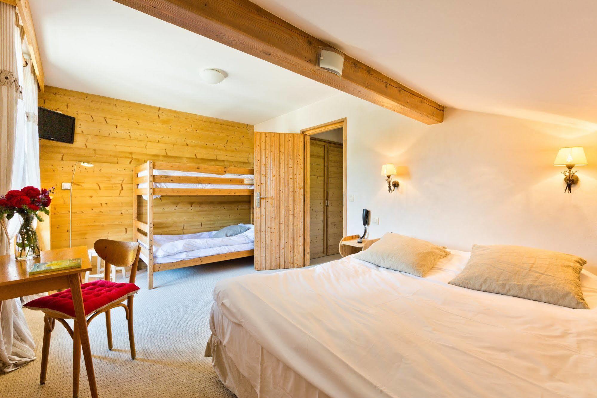 Hotel Le Caprice Des Neiges Комблу Экстерьер фото