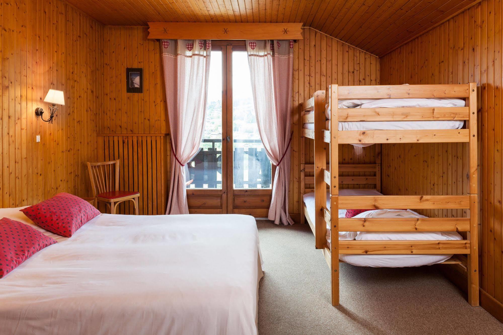 Hotel Le Caprice Des Neiges Комблу Экстерьер фото